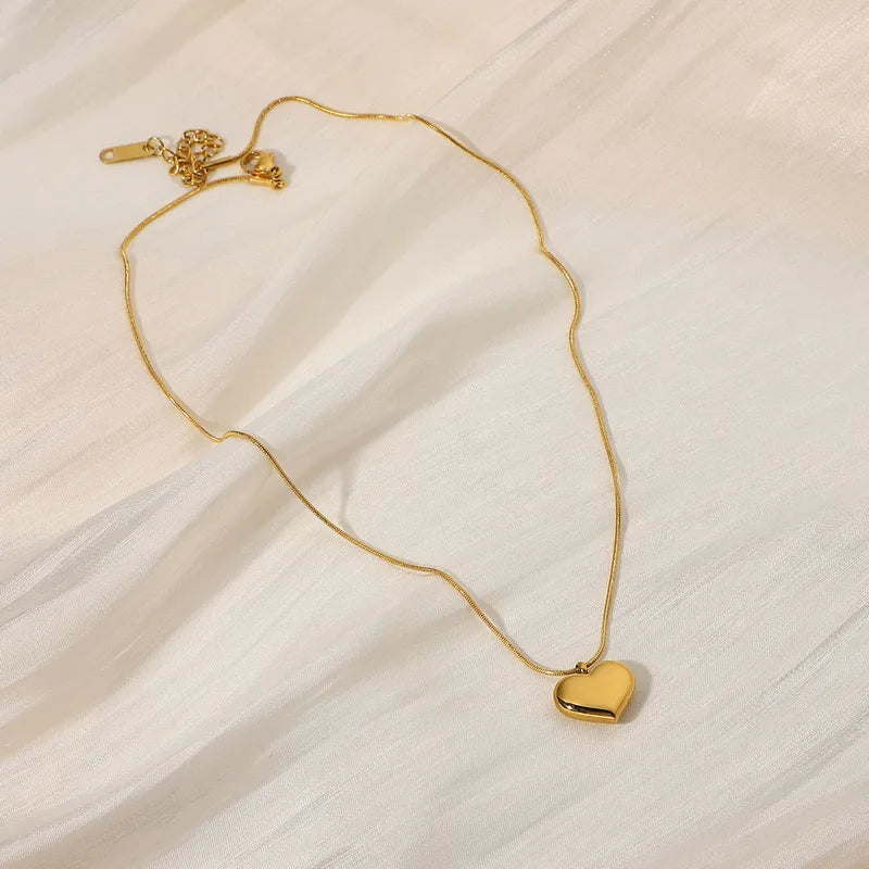 Maia Necklace