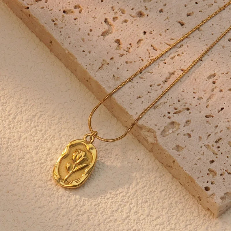 Rose Necklace