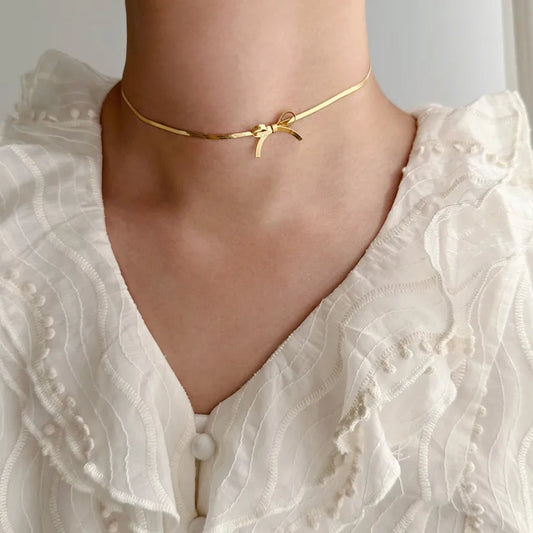 Luna Necklace